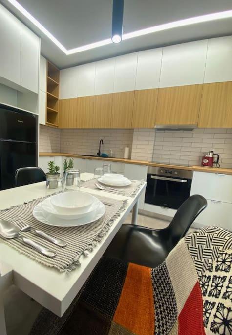 Piraeus Apartment For Rent Екстериор снимка