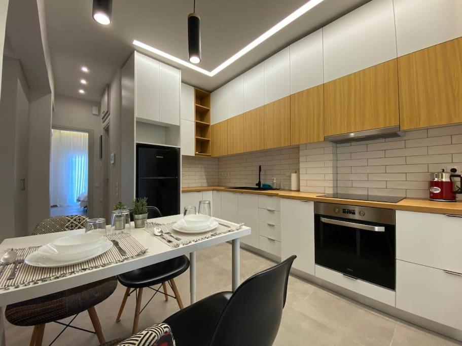 Piraeus Apartment For Rent Екстериор снимка